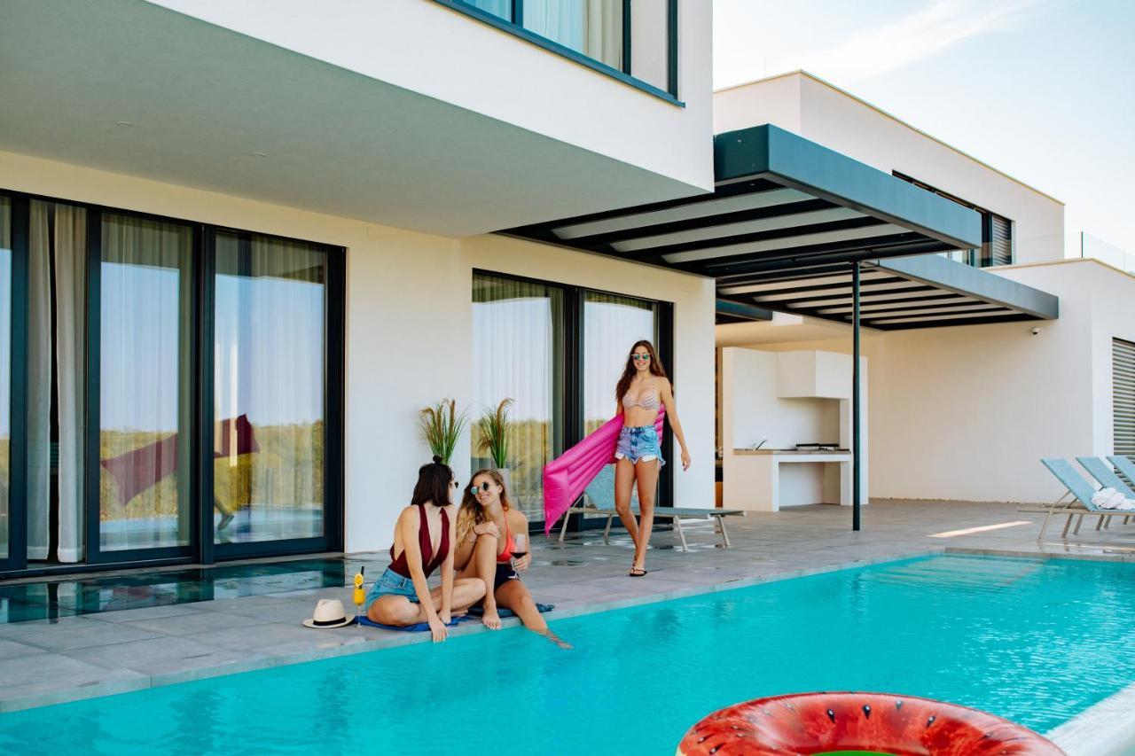Design Villa Noble With Spa Бале Экстерьер фото
